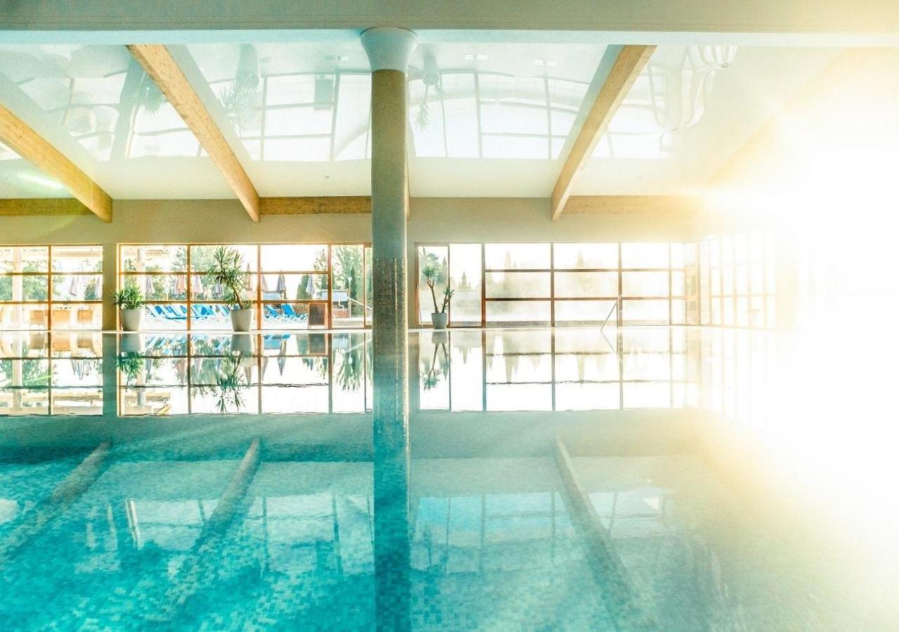 Wellness & Kaskady Hotel