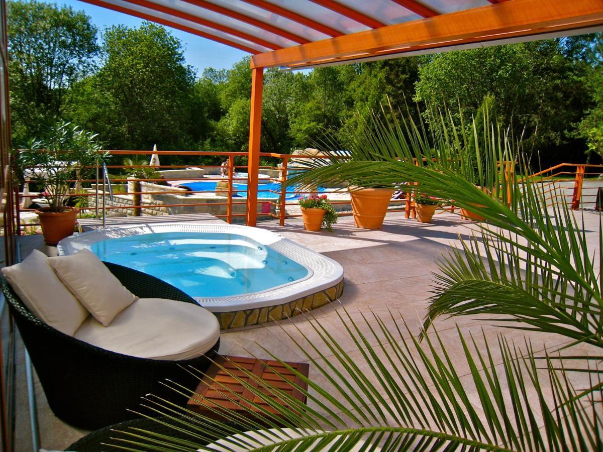Hotel Wellness & Kaskady